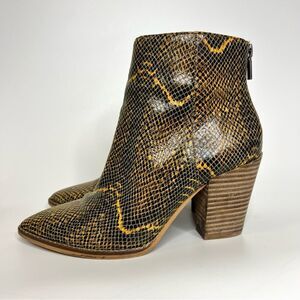 Lucky Brand Adalan Leather Pointed Toe Ankle Booties Natural Brazino Snake 7